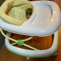 ディズニーミッキー歩行器の画像