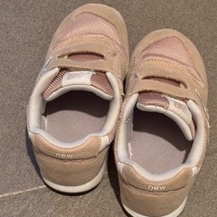 ニューバランス996ベージュの画像