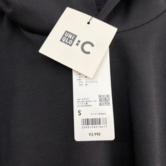 [未使用]UNIQLO ユニクロ　スウェットパーカー　ブラック　サイズSの画像