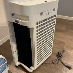 SHARP空気清浄機(加湿機能付き)の画像
