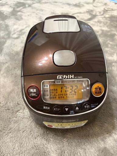 「2021年製 象印 圧力IH炊飯器 NP-RM05 美品 動作確認済み