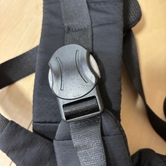 抱っこ紐　バックル式の画像