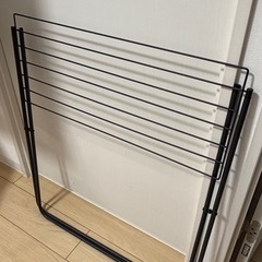 天馬(Tenma) どんなインテリアにもなじみやすいシックなデザインの物干し 洗濯 室内 部屋干し ブラック物干し バスタオルスタンド 幅70×奥行30×高さ71cm PSBK-02の画像