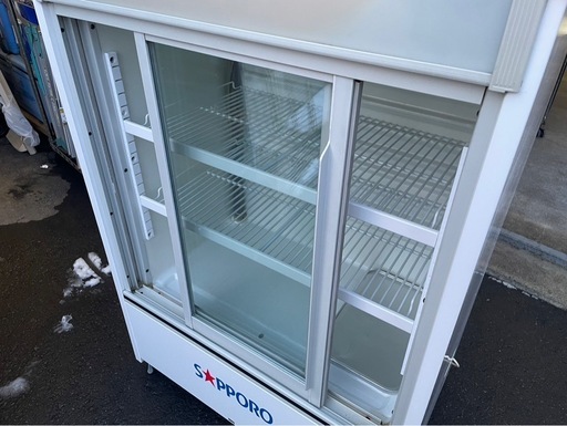 TOSHIBA　東芝　冷蔵ショーケース　SF-B101PC　228L　冷蔵庫　キャスター付　サッポロビール　酒　業務用　飲食店　厨房　稼働確認済　中古　③ TOSHIBA 東芝 冷蔵ショーケース SF-B101PC 228L 冷蔵庫 キャスター付