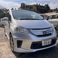 ホンダ　フリード　ハイブリッド👍キレイな車です。