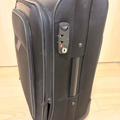 キャリーケースＳＳサイズ　鍵付きの画像