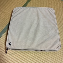 ニトリの低反発座布団の画像