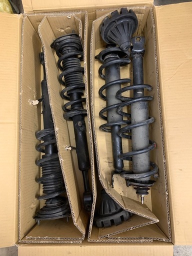 Z33 前期純正足周り　ショック、スプリングセット