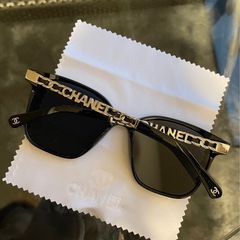 サングラスの画像