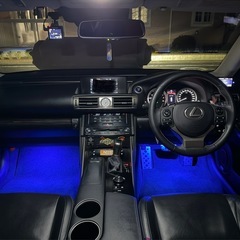 LEXUS IS 300h バージョンL 2013年9月登録の画像