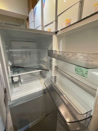 クリーニング待ち‼️現状販売の場合2,000円引き‼️【東芝】冷蔵庫330L★2020年製 クリーニング済み/6ヶ月保証付き★300L