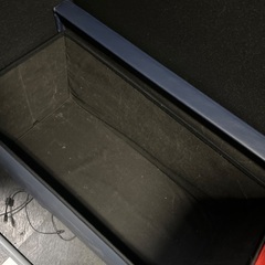 収納つき椅子　23日までの画像