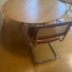 【美品/最終値下げ🚨】ダイニングテーブル丸型  4人の画像