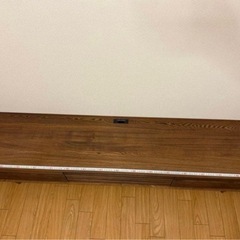 テレビボードの画像