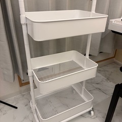 ニトリ　スチールワゴン　白　サイズレギュラーの画像