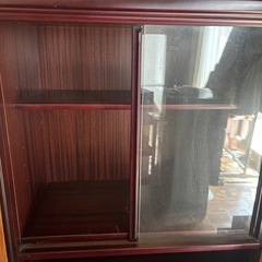 飾り棚　レトロ　ガラス扉キャビネット　収納の画像