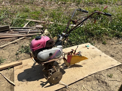 耕運機！畝立てに！