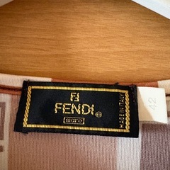 【お取引中】FENDI  Tシャツの画像