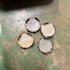 ダイハツ　純正センターキャップ　４個の画像