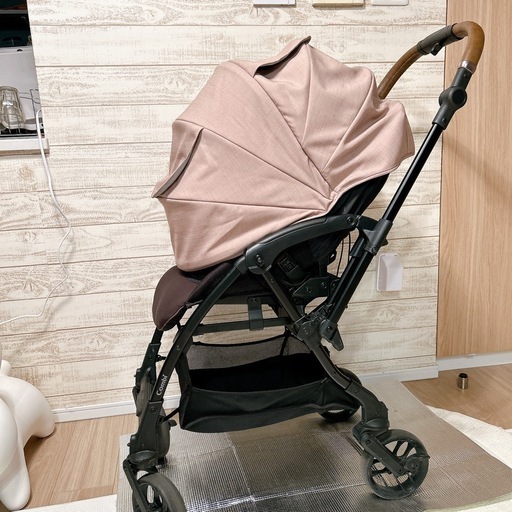 【美品】コンビ ホワイトレーベル スゴカルS エッグショック JA【限定色】