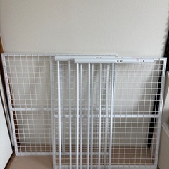 ニトリ  ロフトベッド 白 （マットレス付き）の画像