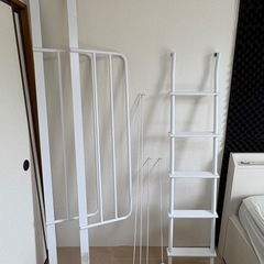 ニトリ  ロフトベッド 白 （マットレス付き）の画像