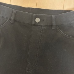 ユニクロ　ストレッチレギンスパンツ　黒　XLの画像