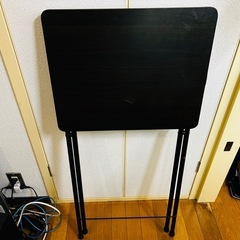 折り畳みできるテーブル　3/28までに受取の画像
