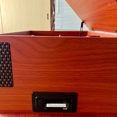 ion オールインワンレコードプレーヤー　LP カセット ラジオ CD Bluetooth の画像