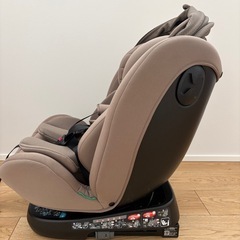 リーマン　チャイルドシート　ISOFIX 回転の画像