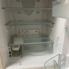 日立冷蔵庫3ドア265L の画像