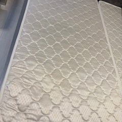 シングルマットレス1つ　使用期限半年の画像
