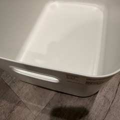 無印ケース中×4つ&小２つの画像