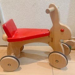 ボーネルンドの知育おもちゃ3点、TOEベビーパークの百玉そろばんセットの画像