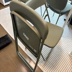【IKEA】VIHALS ヴィハルス 折りたたみチェア 2脚セット（グリーン）
の画像