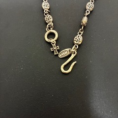 JUSTIN DAVIS タイニークロスチェーンの画像