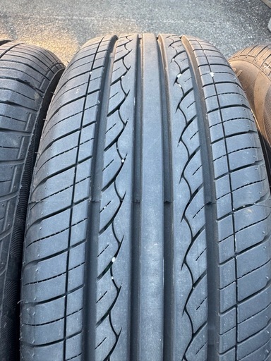 ほぼ新品　ハイフライ　HF201 195/65r15 25年27週　パンク修理なし