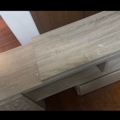 伸縮テレビ台の画像