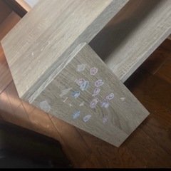 伸縮テレビ台の画像