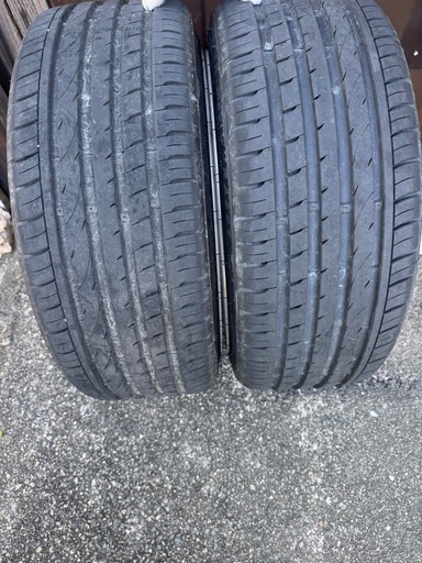 フォード　エクスプローラー純正　　18インチ 8j+44　114.3 タイヤ2本新品交換済み　215/40r18 国産車流用