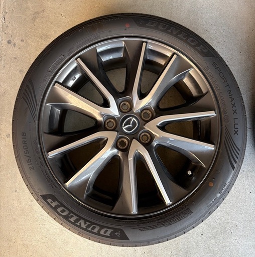 215/50R18 MAZDA CX-3純正アルミホイルとDUNLOPタイヤ
