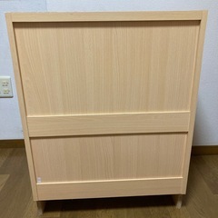 引き出し戸棚の画像