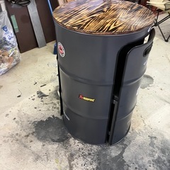 ドラム缶テーブルセット
の画像
