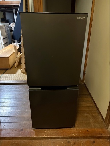 【2022年製】SHARP 152L冷蔵庫 ブラック 美品✨
