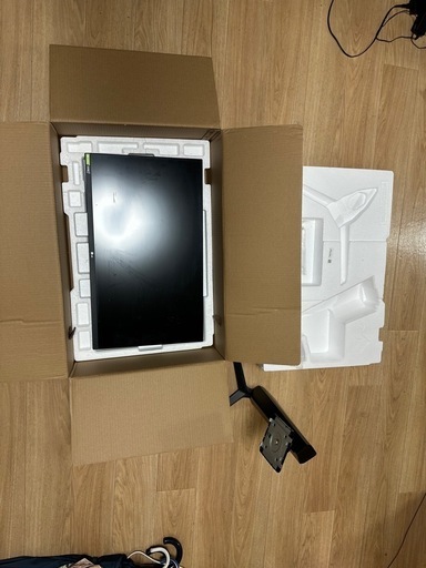 ASUS 27インチ 144Hz ゲーミングモニター 高リフレッシュレート 箱あり 