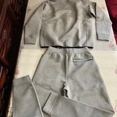 新品　UNIQLO ドライスウェット上下セット　ライトグレー メンズ上L/下Mの画像