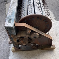 足踏み式脱穀機　農機具　古民具の画像