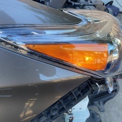30プリウス  後期LEDヘッドライトの画像