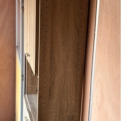 本棚　天井突っ張り本棚　ブックシェルフ　オープンラック　突っ張り収納の画像