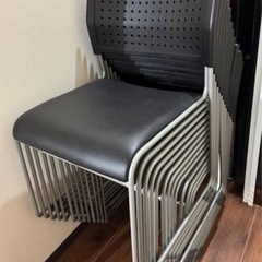 美品！定価7500円⇨1脚1,500円の画像